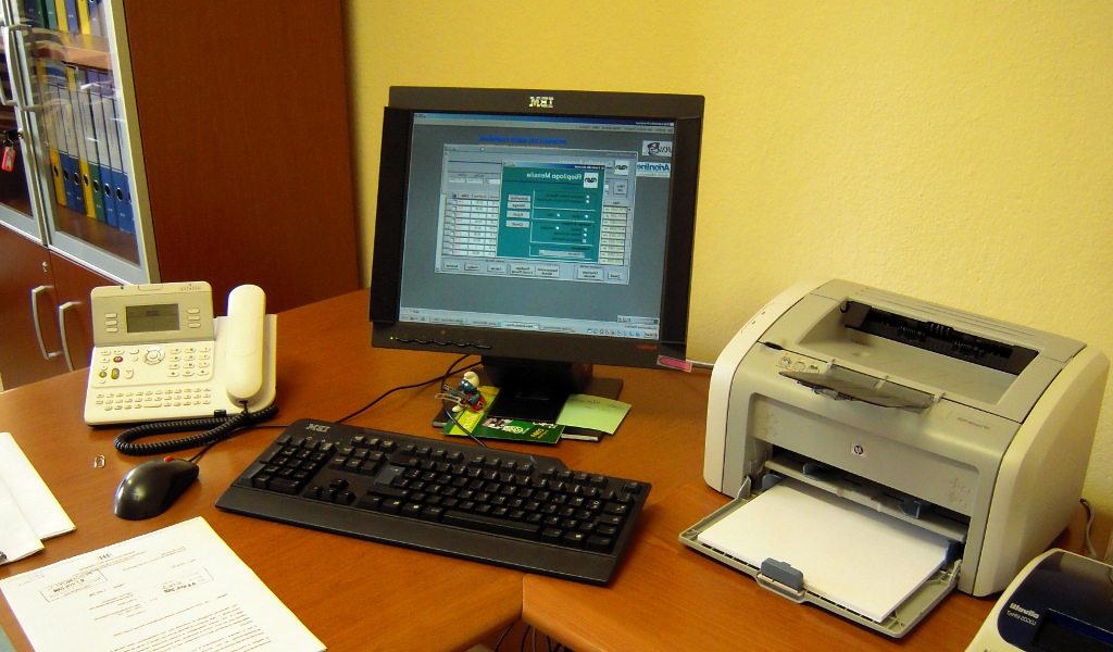 postazione_lavoro_ufficio