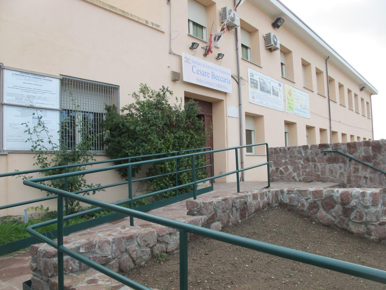 Asta pubblica per la locazione dell'immobile "Ex Beccaria" in  via Umbria, Carbonia
